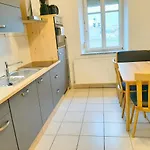 Steelcity Lägenhet Linz