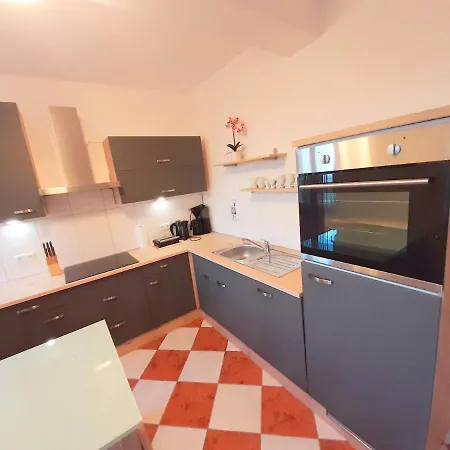 Steelcity Apartmán