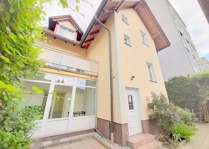 Steelcity Lägenhet *